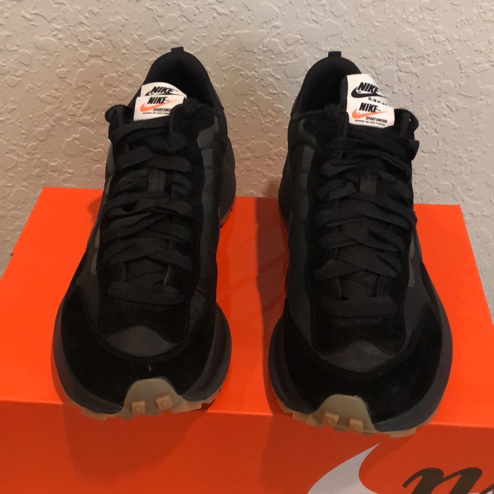 NIKE VAPORWAFFLE SACAI ‘BLACK GUM’ SNEAKERS - Picture 7 of 13